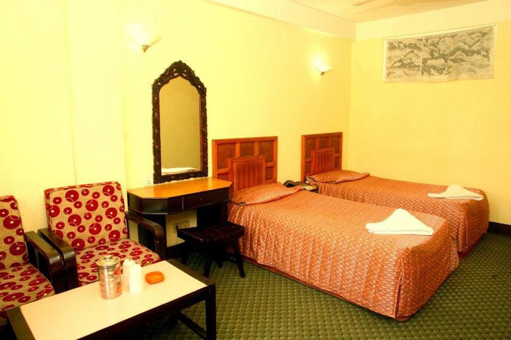 Hotel Kamal Катманду Екстер'єр фото