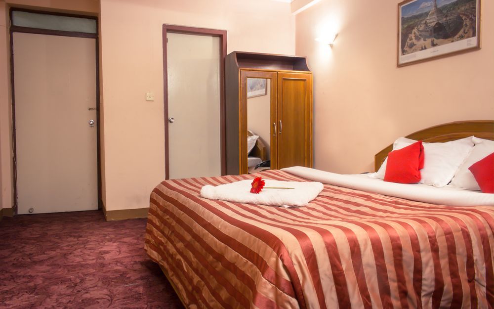 Hotel Kamal Катманду Екстер'єр фото