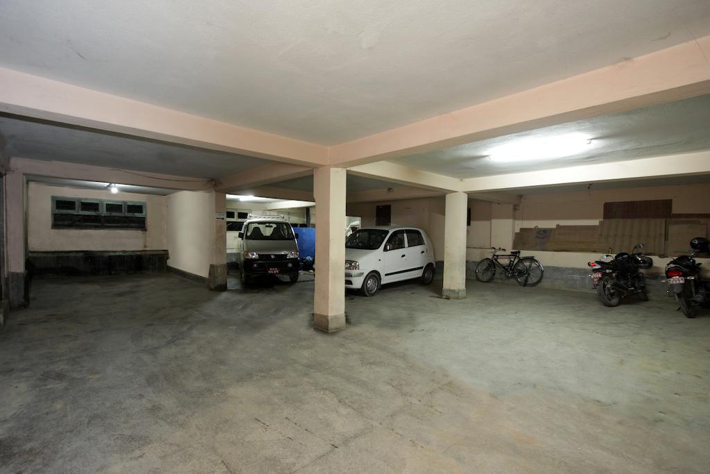 Hotel Kamal Катманду Екстер'єр фото