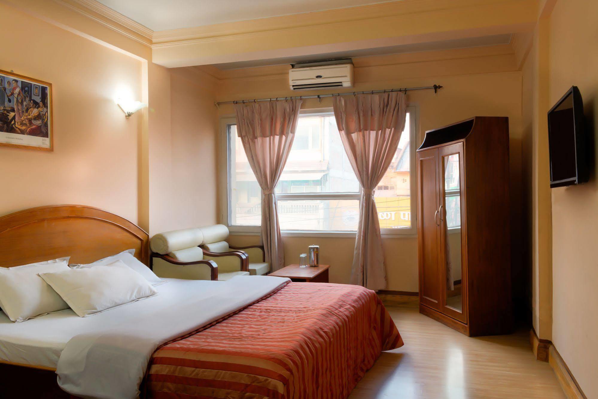 Hotel Kamal Катманду Екстер'єр фото