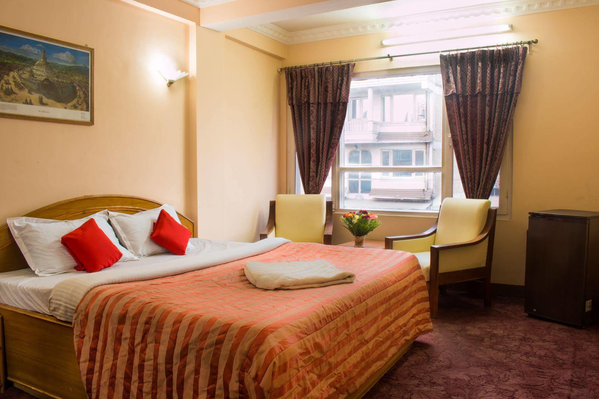 Hotel Kamal Катманду Екстер'єр фото